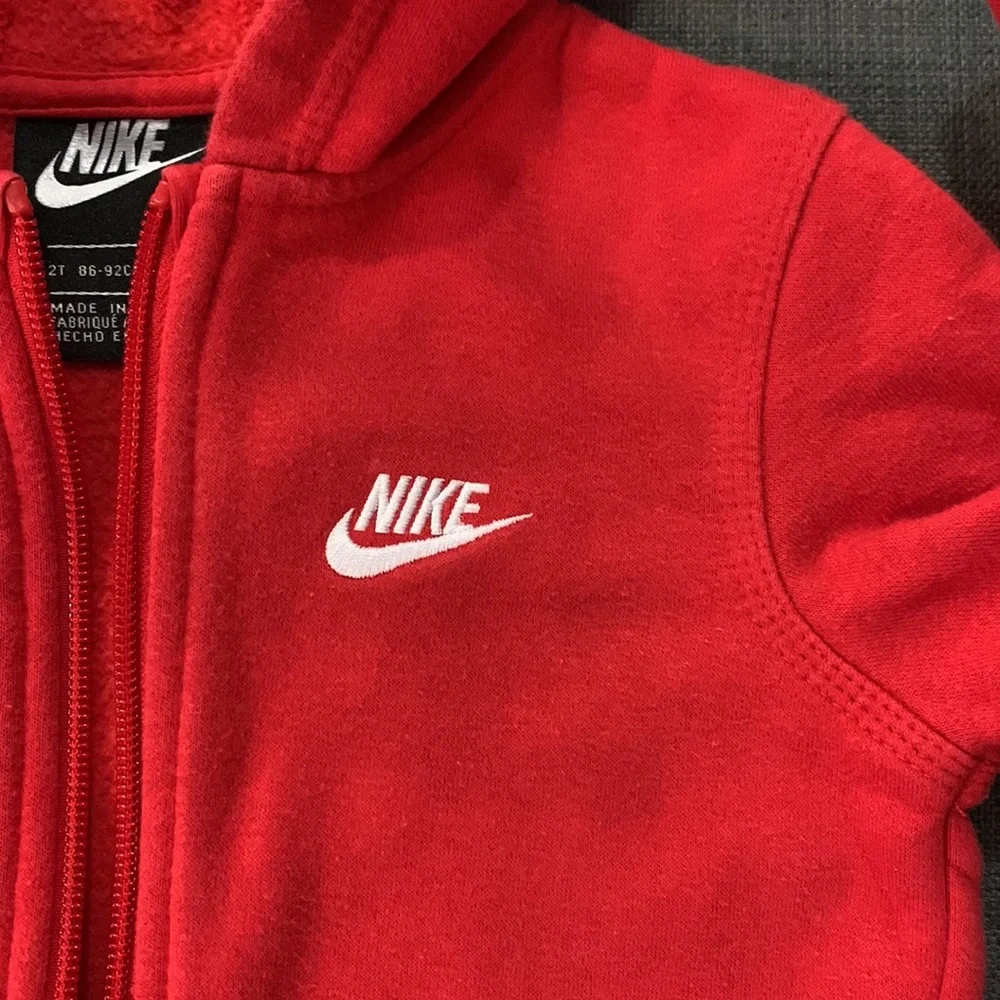 Nike Kids Zip Up Hoodie Red 1 - 2 Years Pockets Activewear Gym Layering